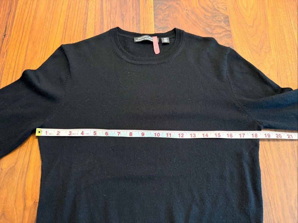 Saks Fifth Avenue Youth Black Merino Blend Crewneck Pullover Hoodie Size Small - Picture 2 of 8